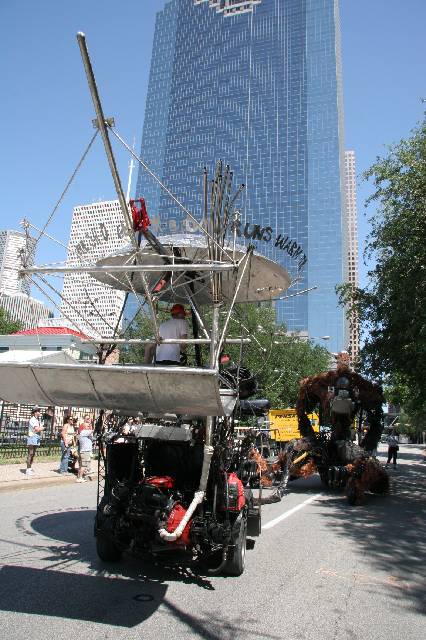 v2006_ArtCar_3_Parade 436 